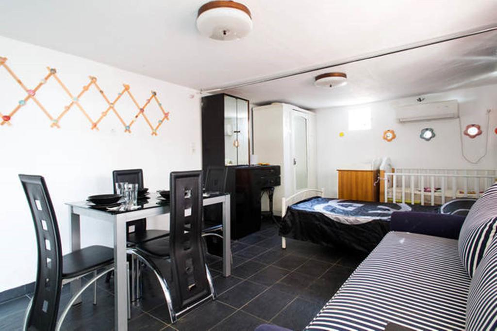 Wavedance Accommodation Salamís Dış mekan fotoğraf
