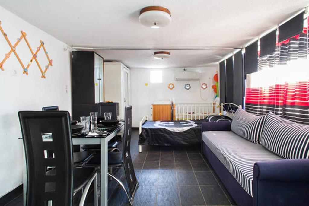Wavedance Accommodation Salamís Dış mekan fotoğraf