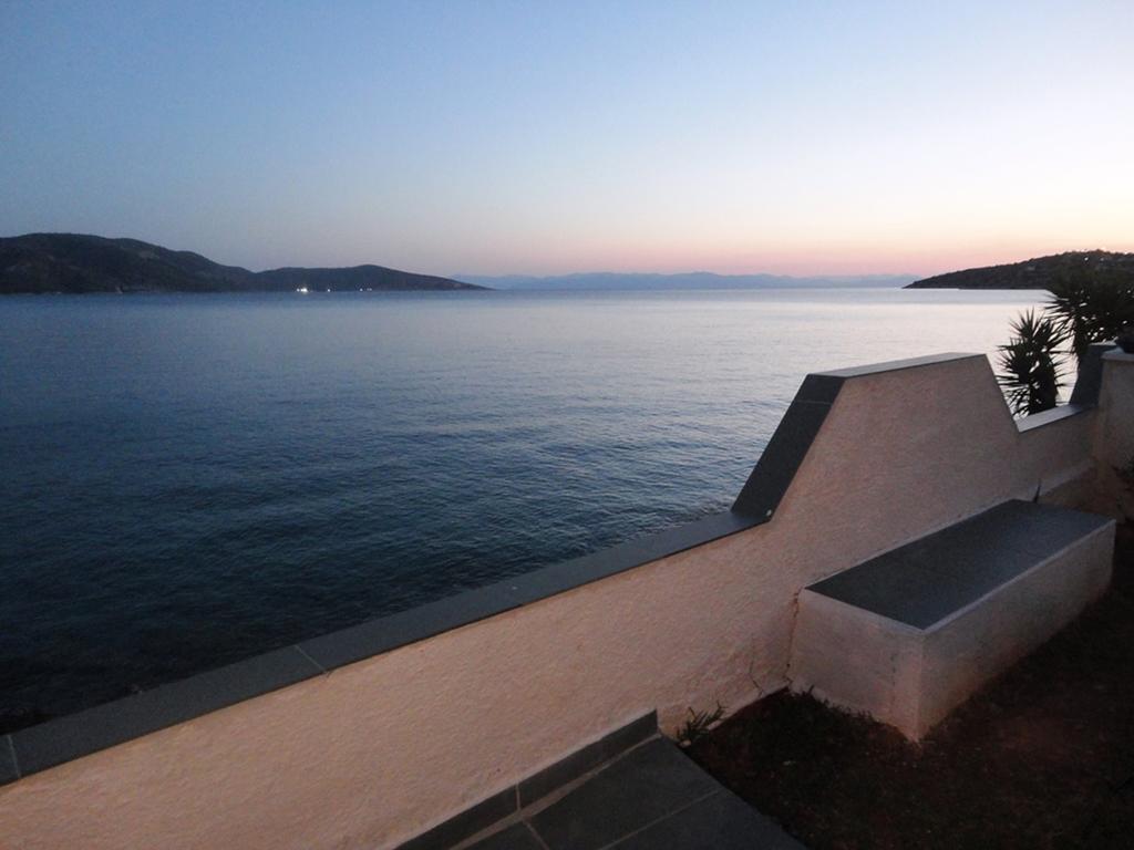 Wavedance Accommodation Salamís Dış mekan fotoğraf