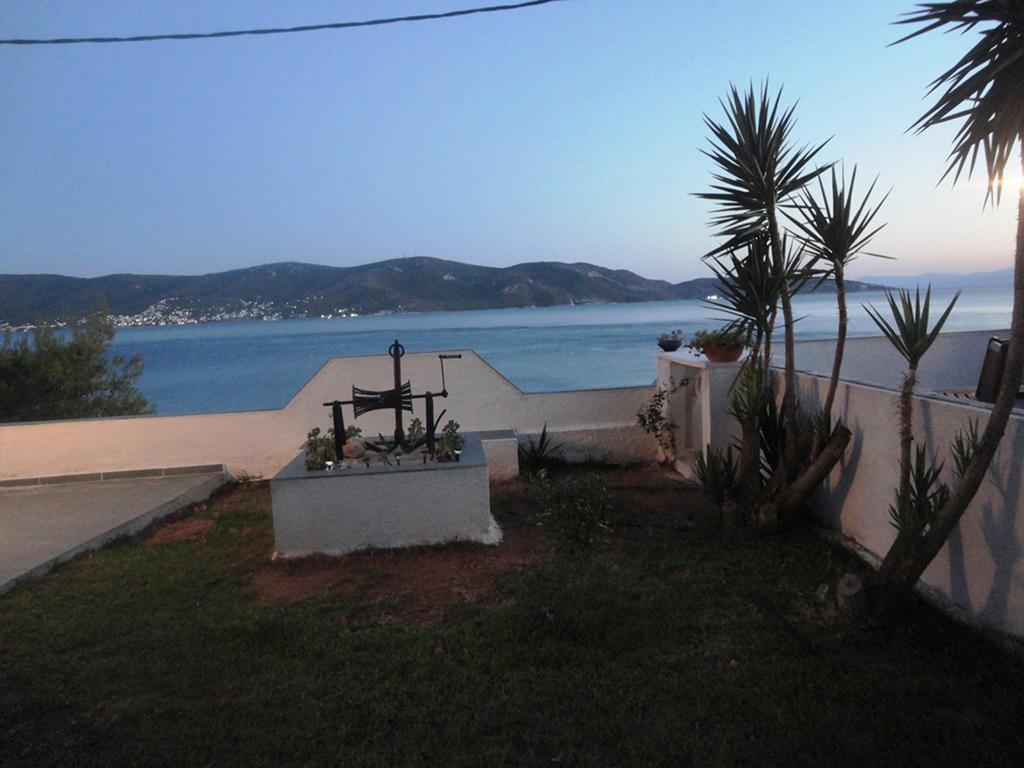 Wavedance Accommodation Salamís Dış mekan fotoğraf