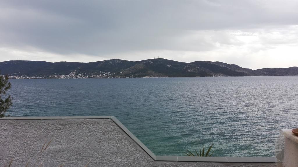 Wavedance Accommodation Salamís Dış mekan fotoğraf