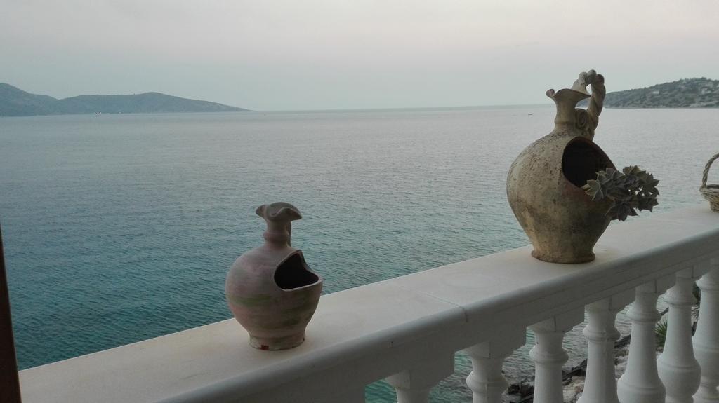 Wavedance Accommodation Salamís Dış mekan fotoğraf
